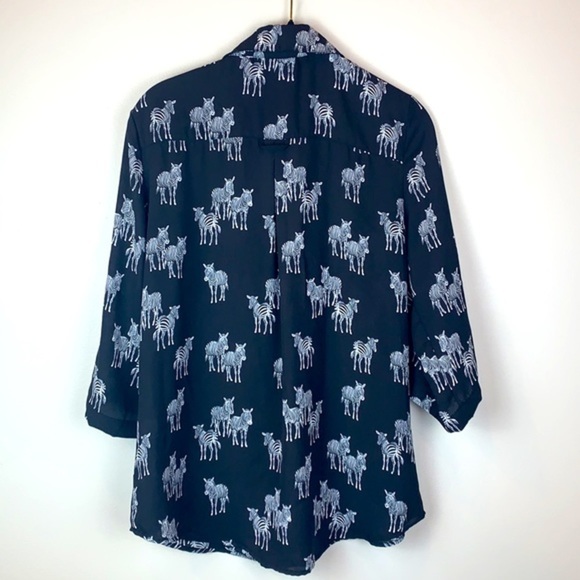 New York & Company Zebra Top - Picture 2 of 8